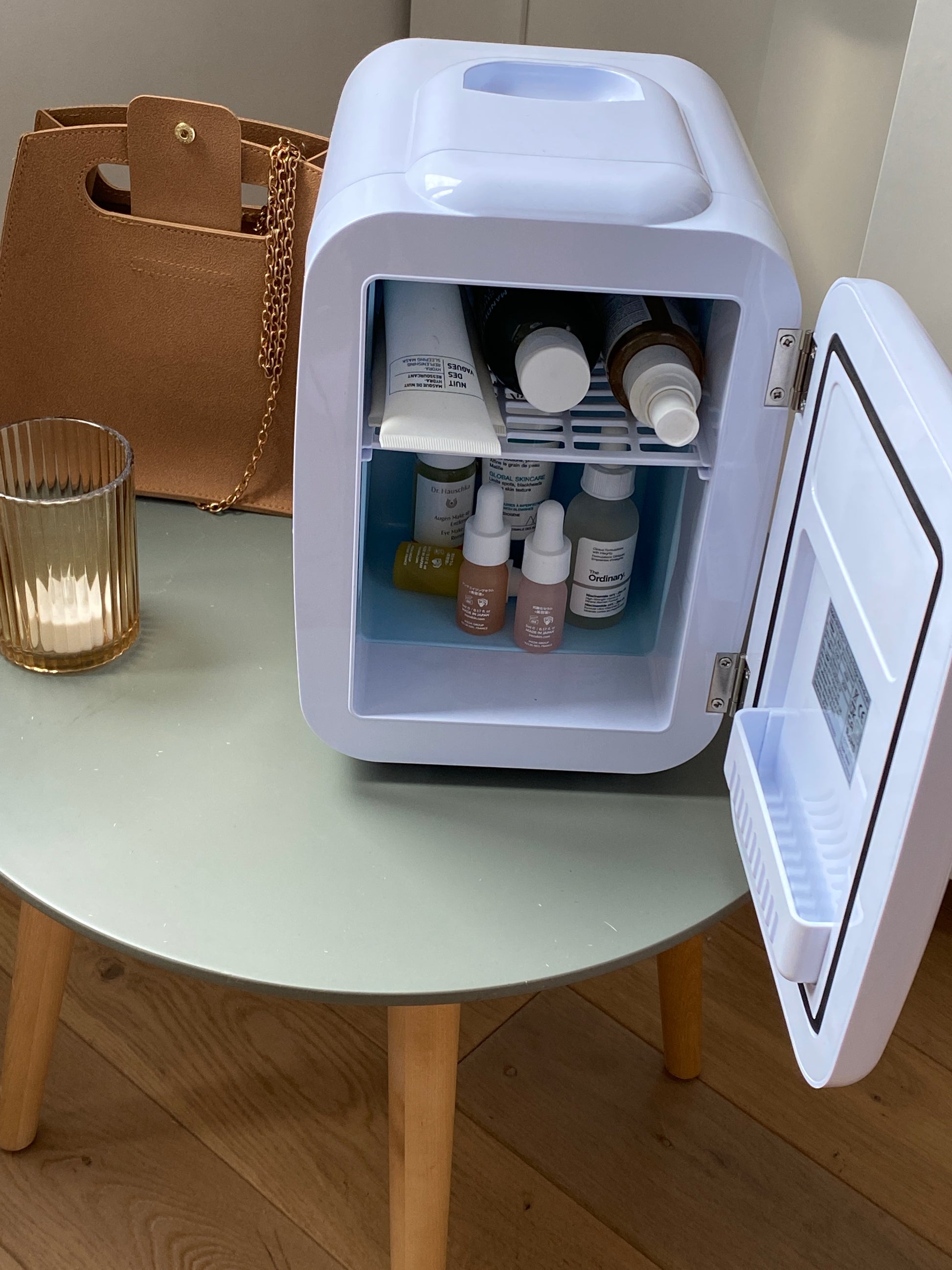 Réfrigérateur de Beauty pour soins de la peau - Mini réfrigérateur portable  - Minibar