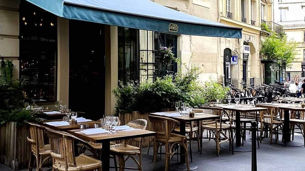 restaurant