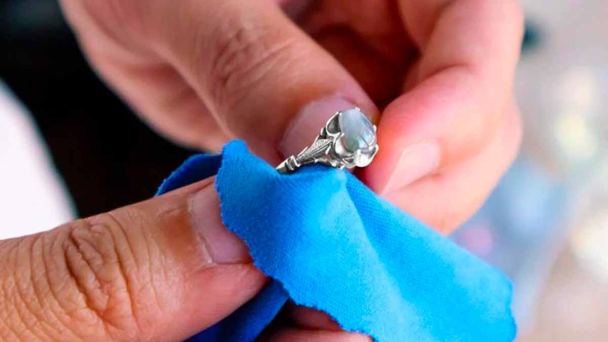 nettoyer ses bijoux