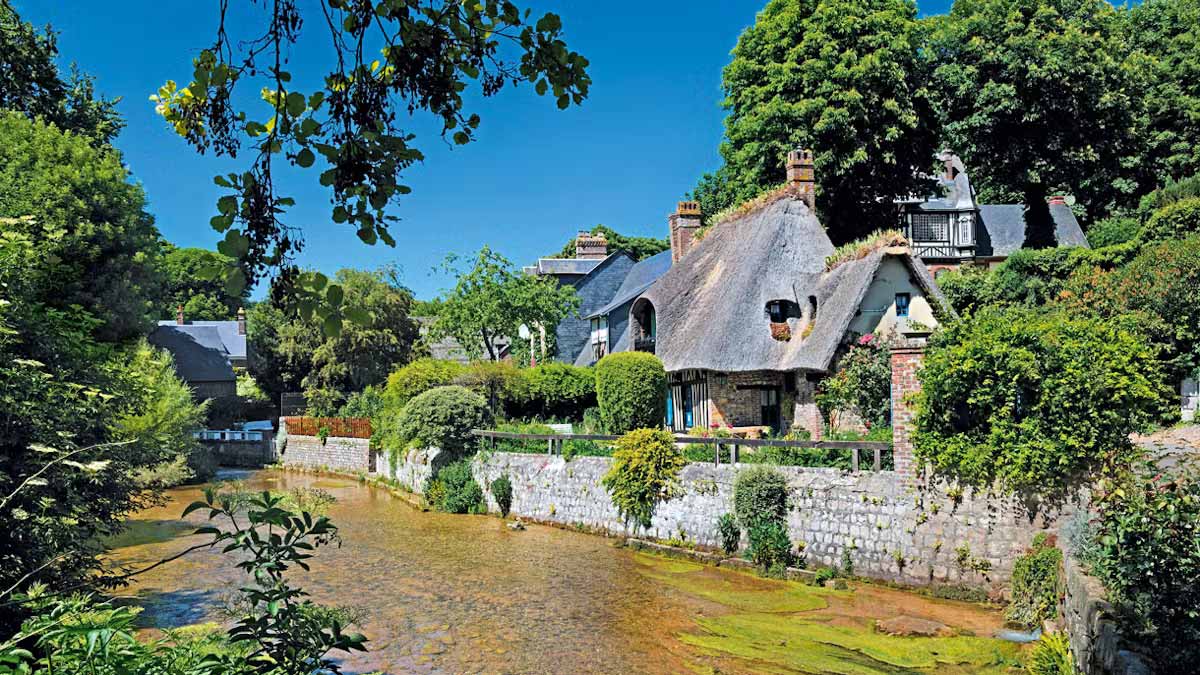 charmant village