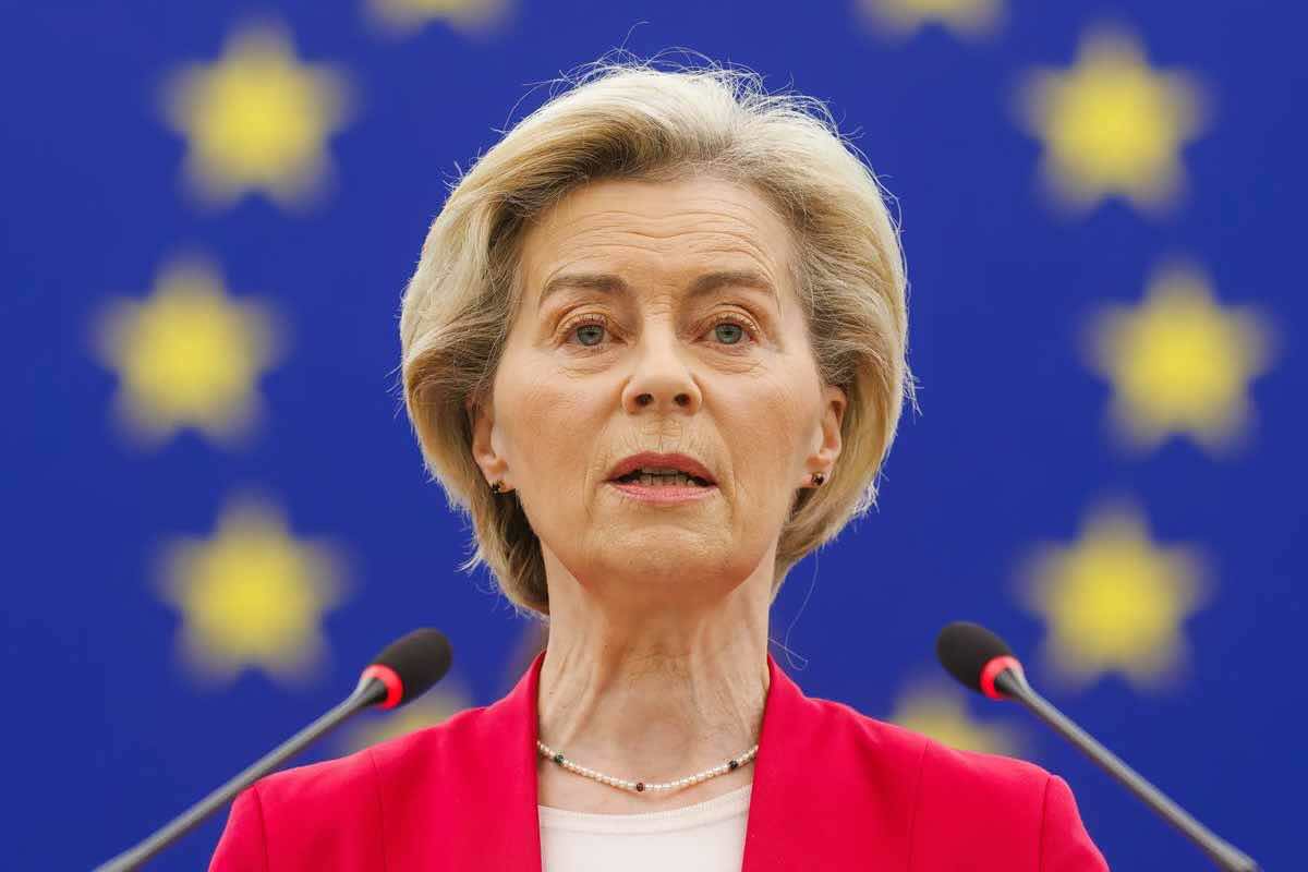 UE