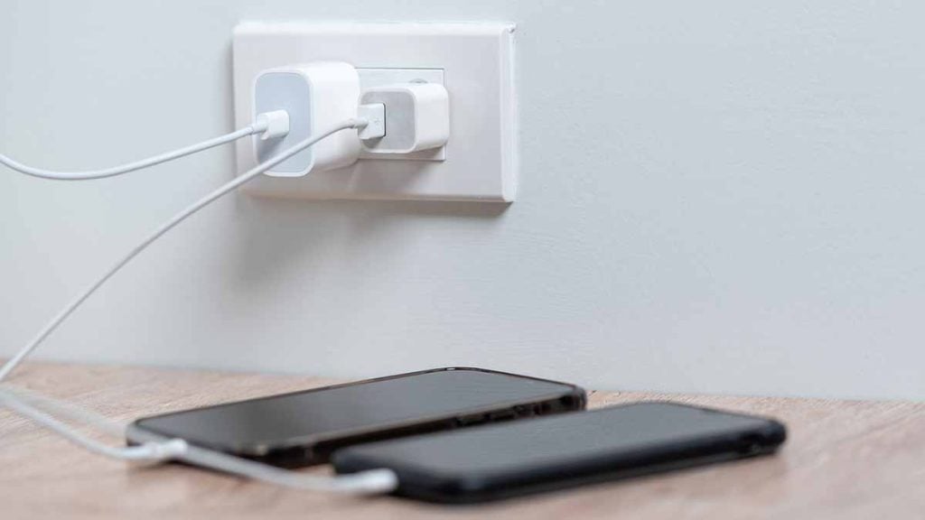 chargeur de téléphone