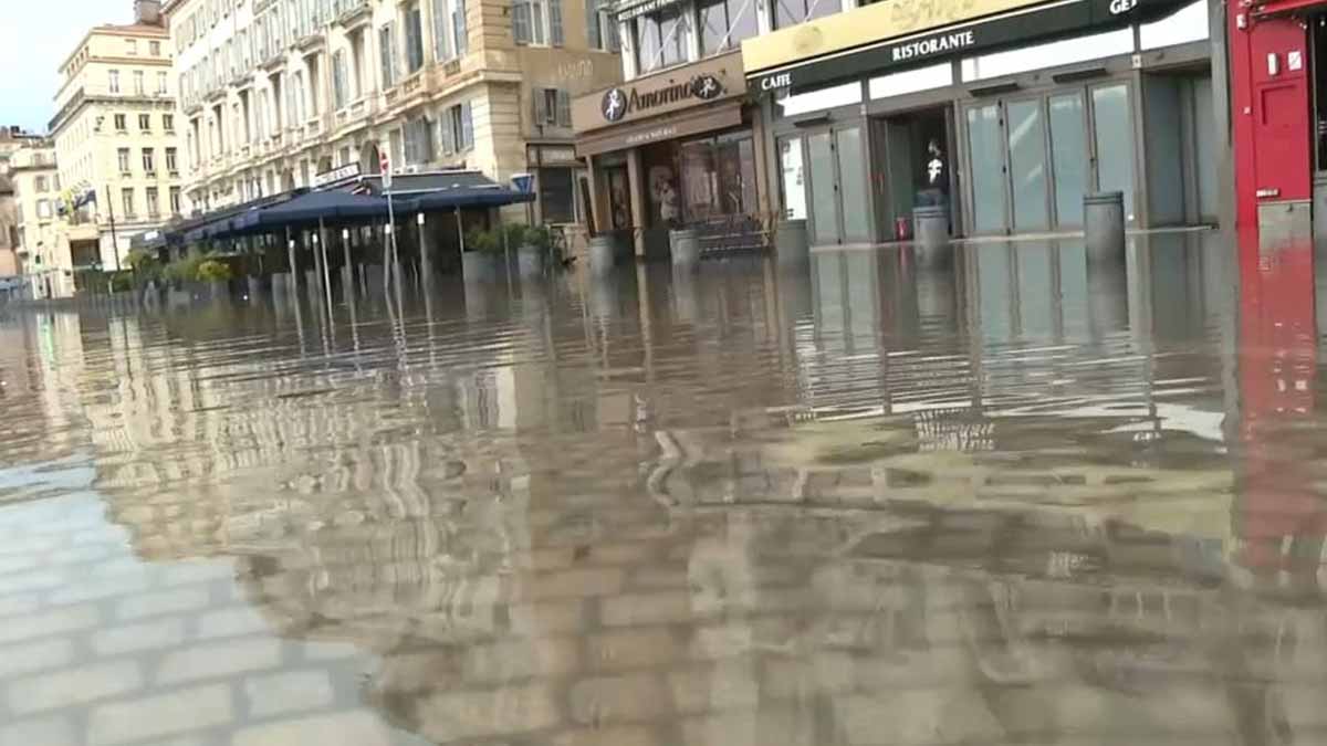 pluies diluviennes