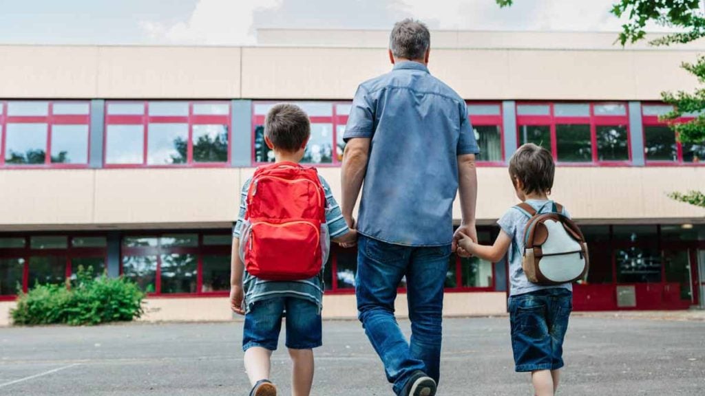 report de la rentrée scolaire